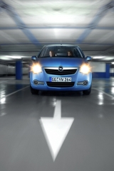 GM-Opal\'s turbo-diesel Agila © GM Corp